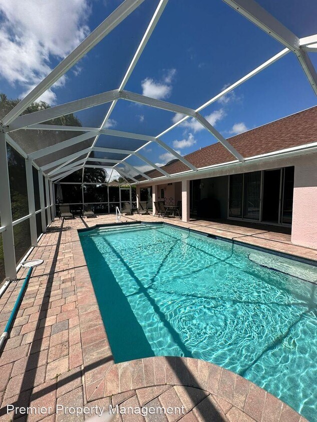 2039 E Crown Pointe Blvd, Naples, FL 34112 House Rental in Naples, FL