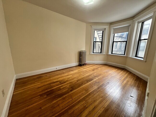 Foto del edificio - 1188 Commonwealth Ave