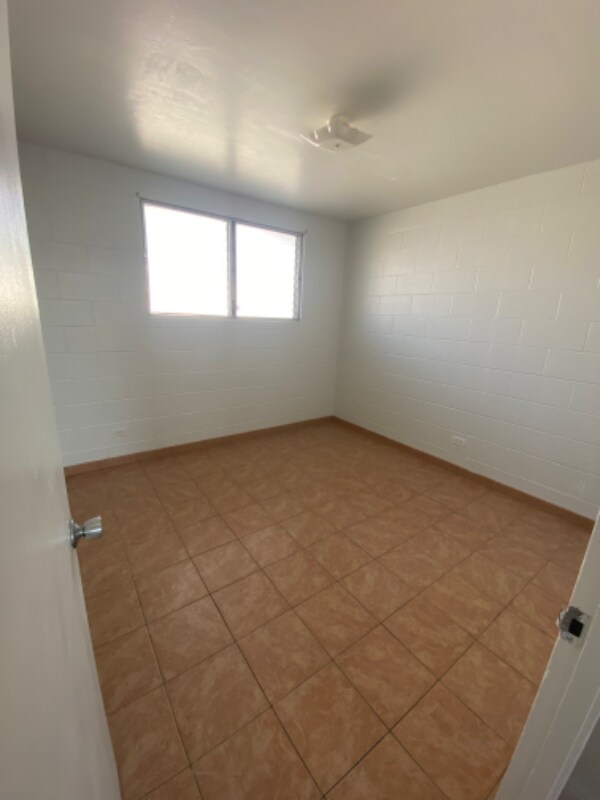 Building Photo - 823 Waiaka Pl