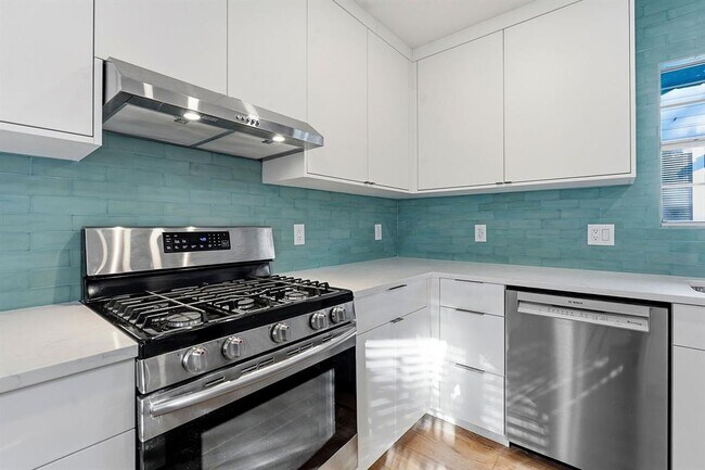 Foto del edificio - 827 Gullett St