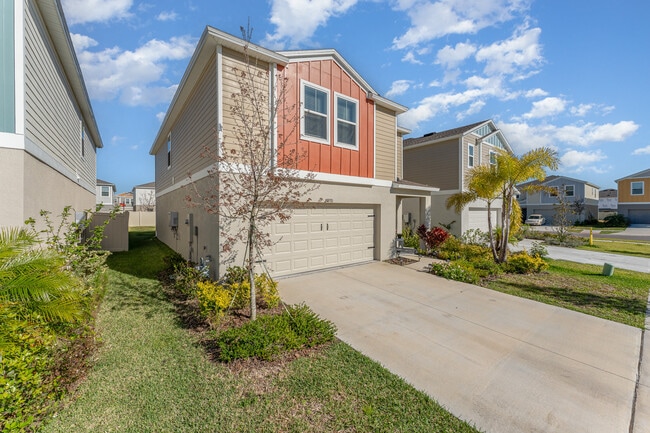 Building Photo - 12970 Pasture Wds Pl