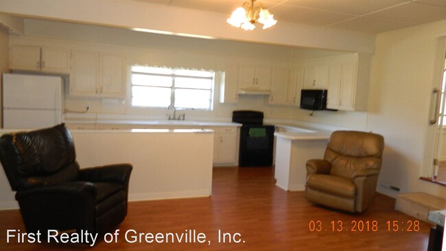 Foto del edificio - 2 br, 2 bath House - 1517 Canterbury Rd.