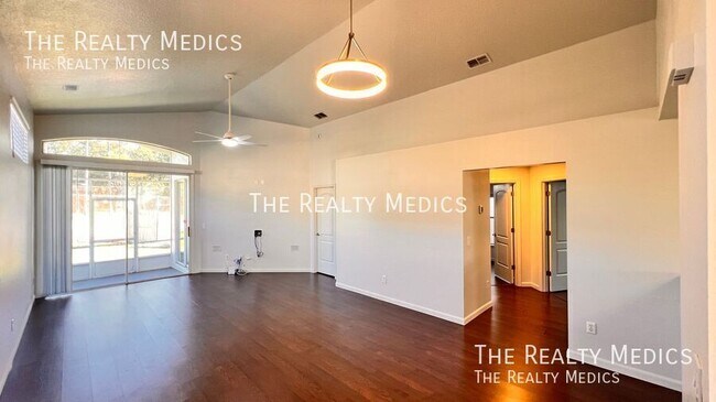 Foto del edificio - 3977 Journey Ct