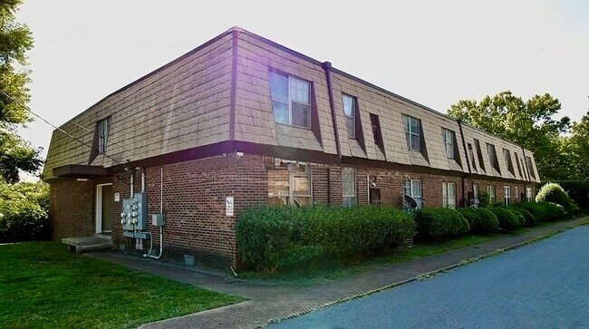 Foto del edificio - 441 Harding Pl