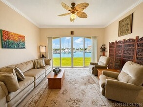 Building Photo - 15 Harbour Isle Dr W