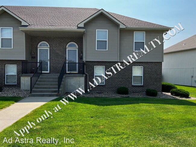 Foto del edificio - 3 br, 2 bath House - 3820 NE 86th Ter.,