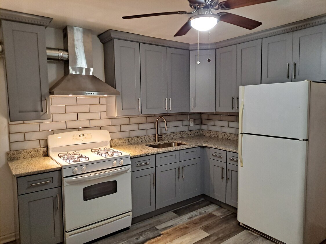 193 Hickory Ave, Bergenfield, NJ 07621 House Rental in Bergenfield