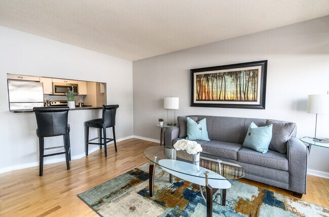 Building Photo - 127 Greyrock Pl