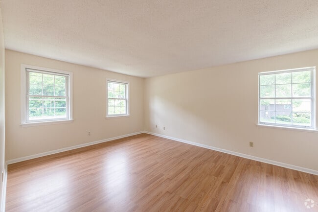 2 BR, 2 BA - Sherwood Park
