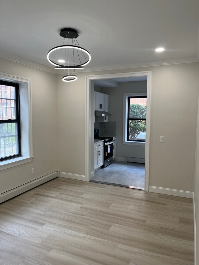 Foto del edificio - 4048 Hampton St