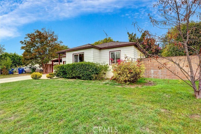 Foto del edificio - 5863 Alonzo Ave