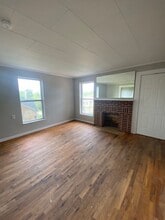 Building Photo - 1006 Patterson St