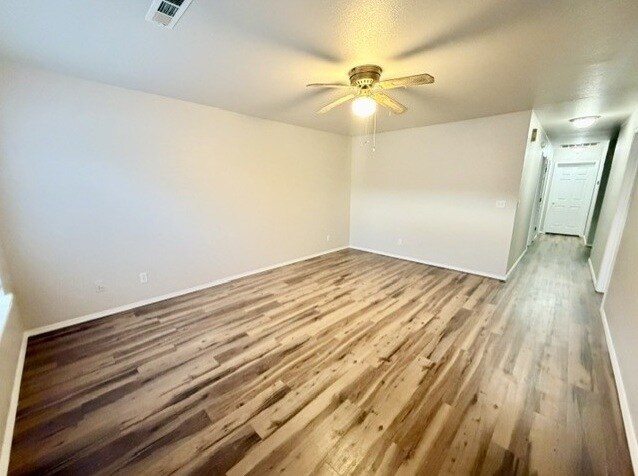 Building Photo - 169 Killdeer Dr