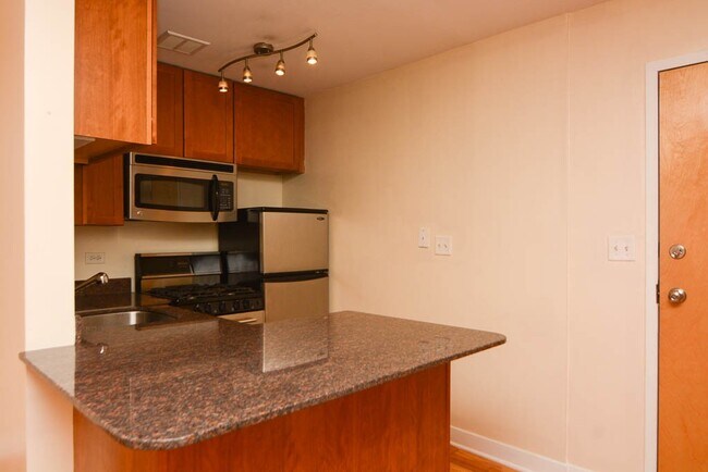 Foto del edificio - 628 W Wrightwood Ave