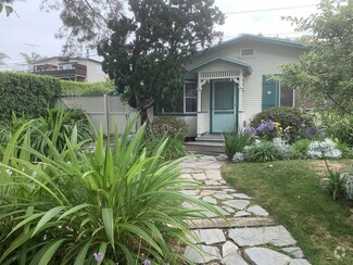 1930s Beach Cottage - 2279 Manchester Ave