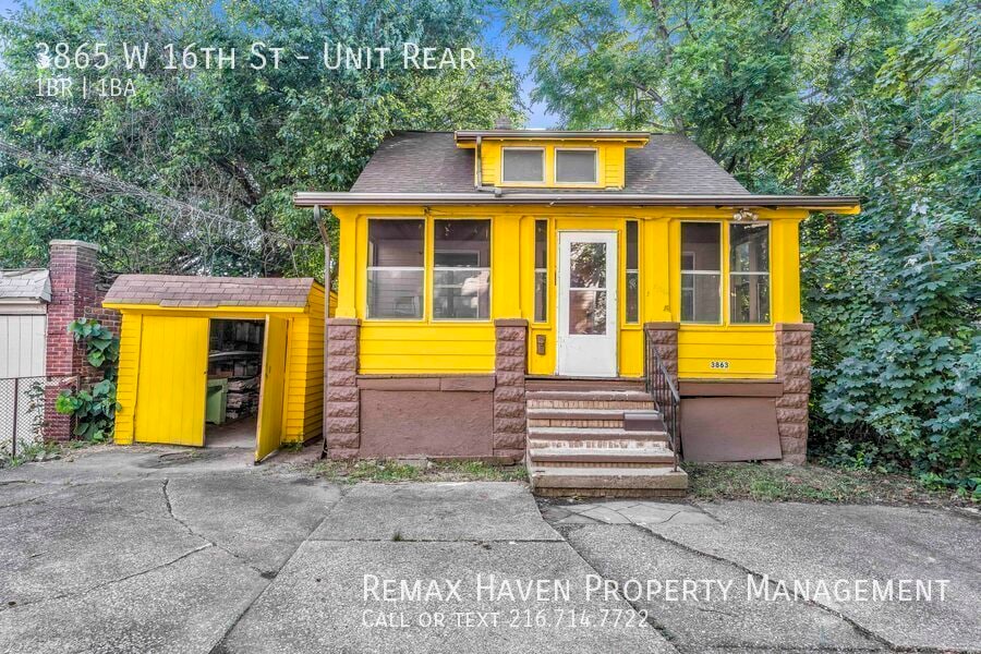 Primary Photo - 3865 W 16th St