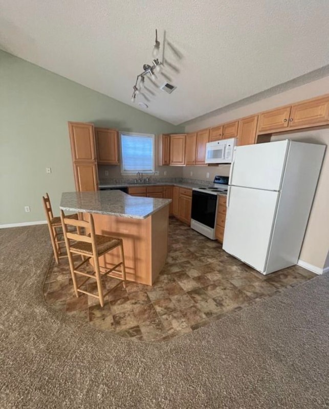 Photo - 28 Sweetland Ct House