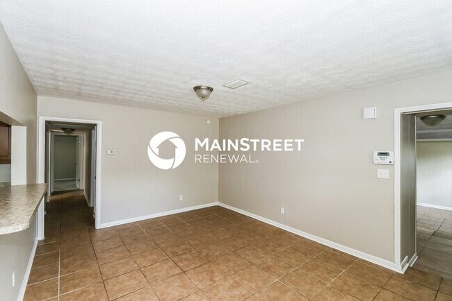 Foto del edificio - 3 Bedroom Pet-Friendly Home in Jacksonville, FL with Main Street Renewal