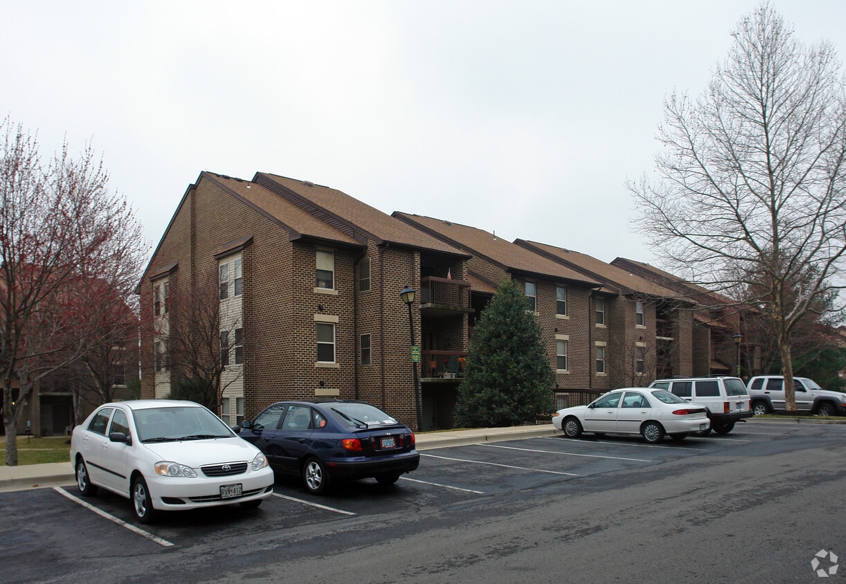 Primary Photo - Summer Ridge Condominiums