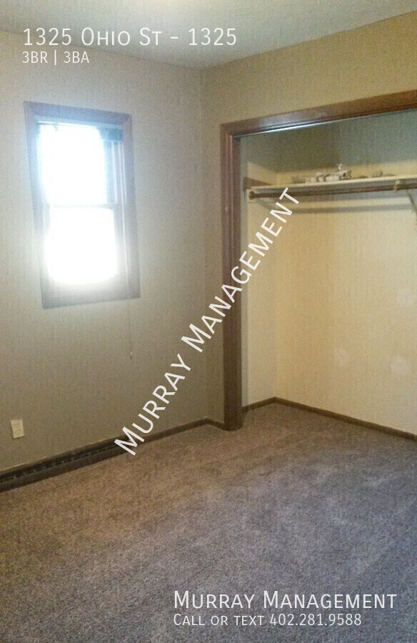 Foto del edificio - 1325 Ohio St