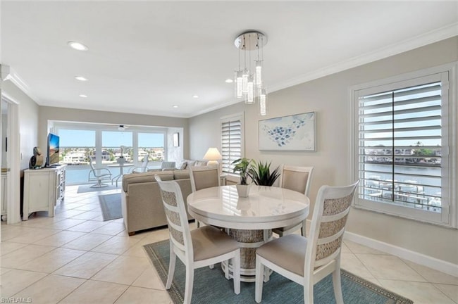 Foto del edificio - 271 Southbay Dr