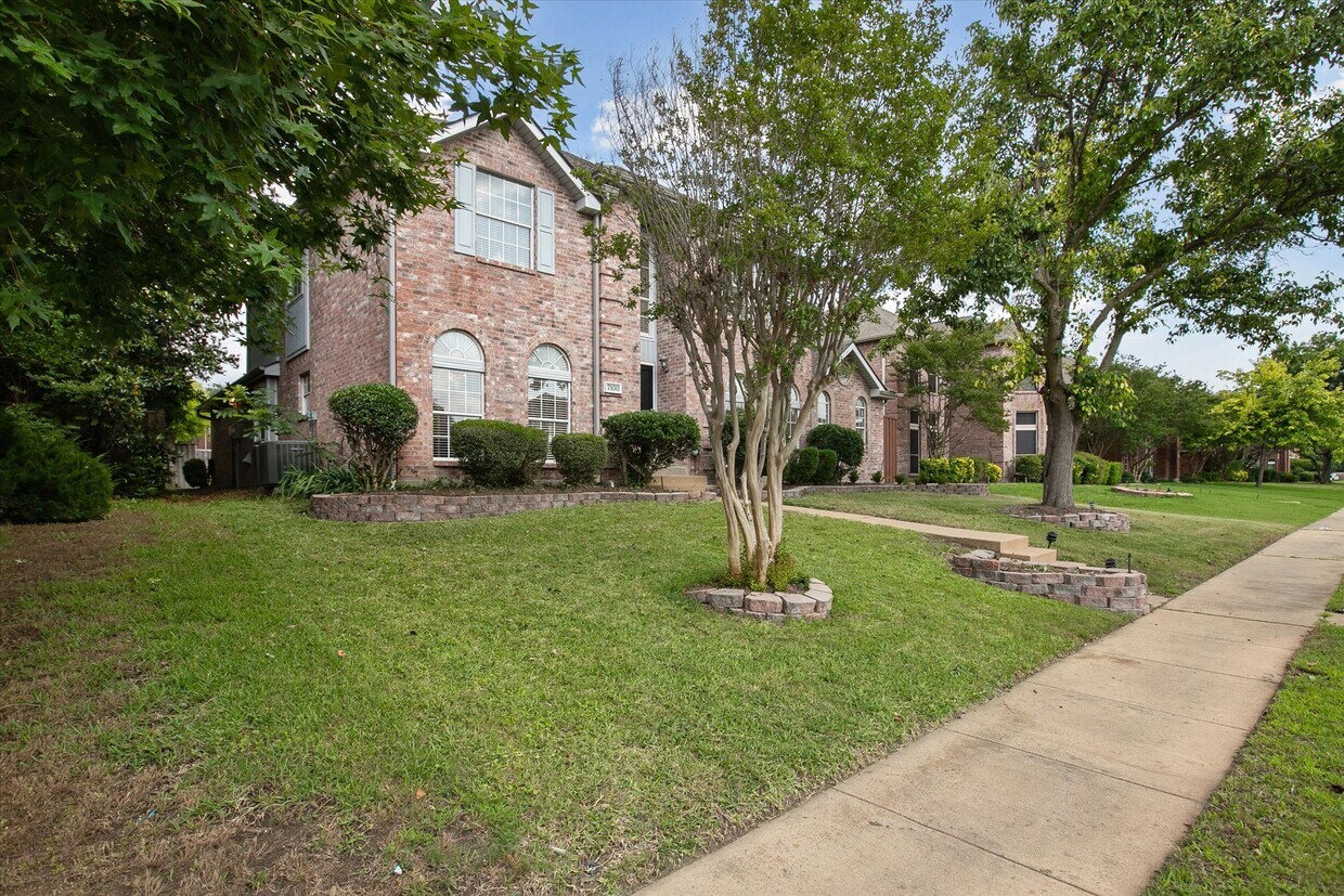 Foto principal - 7100 Amethyst Ln