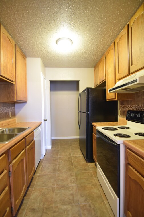 Building Photo - 2722 Bowie Trail