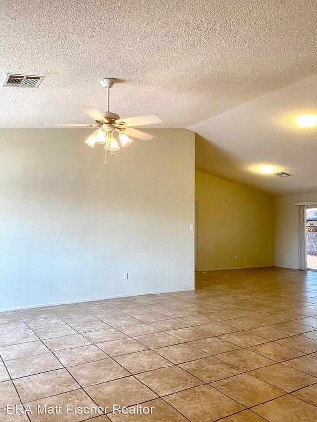 Building Photo - 4 br, 2 bath House - 7246 E 25th Street