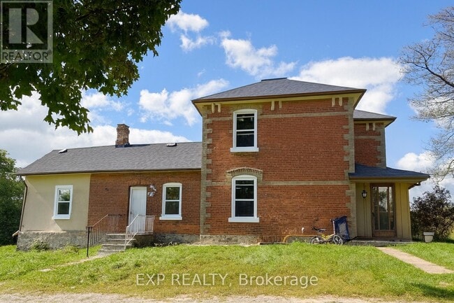 Photo du bâtiment - 9679 Hunsden Sideroad