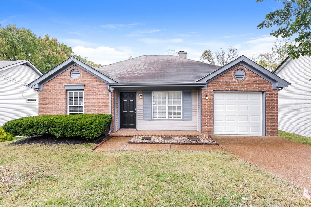 Foto principal - 5340 Village Way