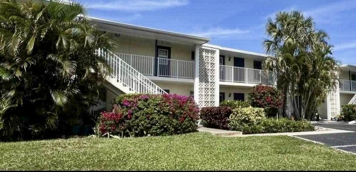 Foto principal - 813 Hummingbird Way