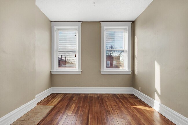 Foto del edificio - Hawtie w/ a Bawdie (big walk-in closet to die for)