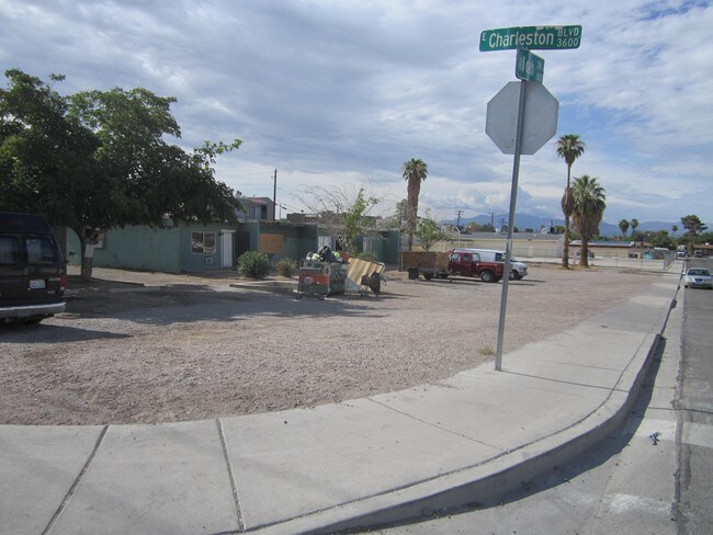Building Photo - 3839 E Charleston Blvd