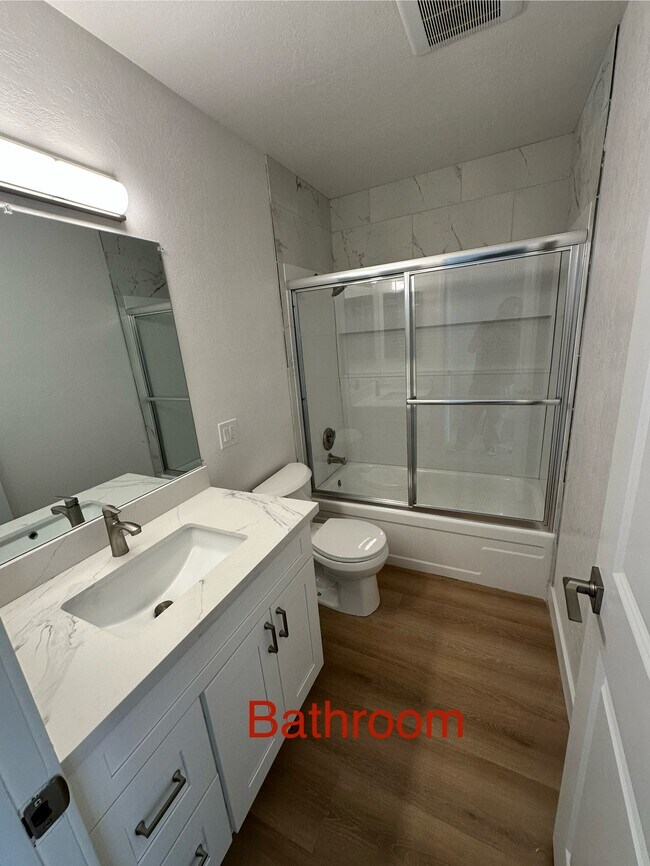 Foto del edificio - 2655 Edison St