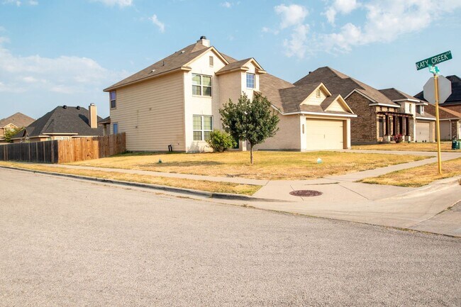 Building Photo - 4 br, 3 bath House - 6501 Louise Ln