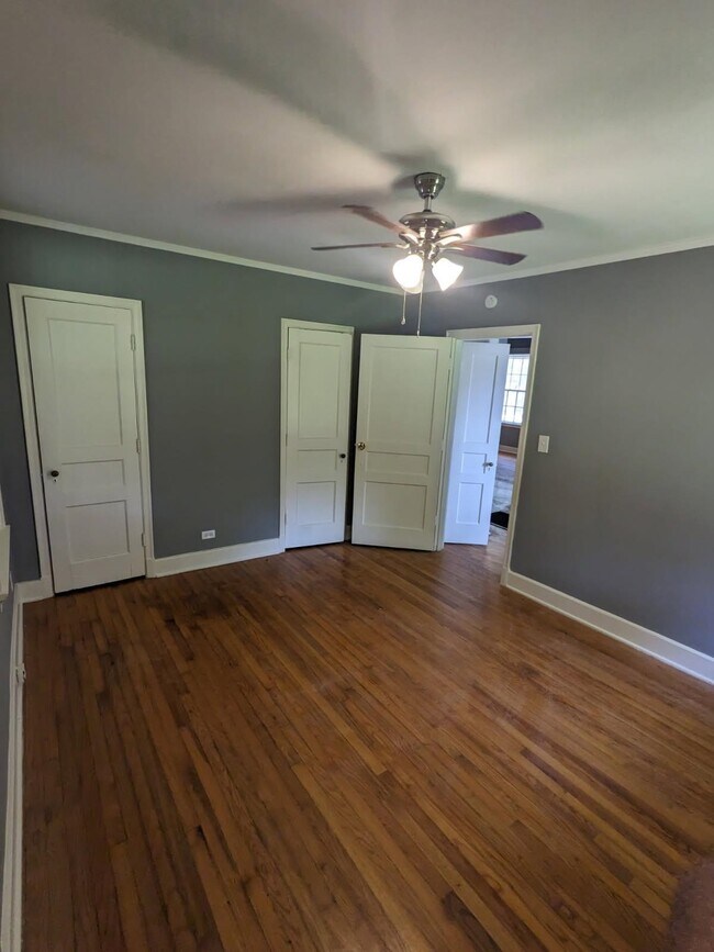 Foto del edificio - 1267 Garden Rd