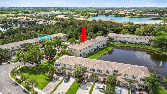 Foto del edificio - 4722 Lago Vista Dr