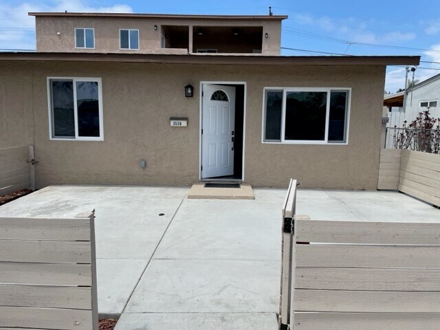 Primary Photo - 3528 Clairemont Mesa Blvd