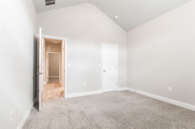 Foto del edificio - 9301 Alex Ln