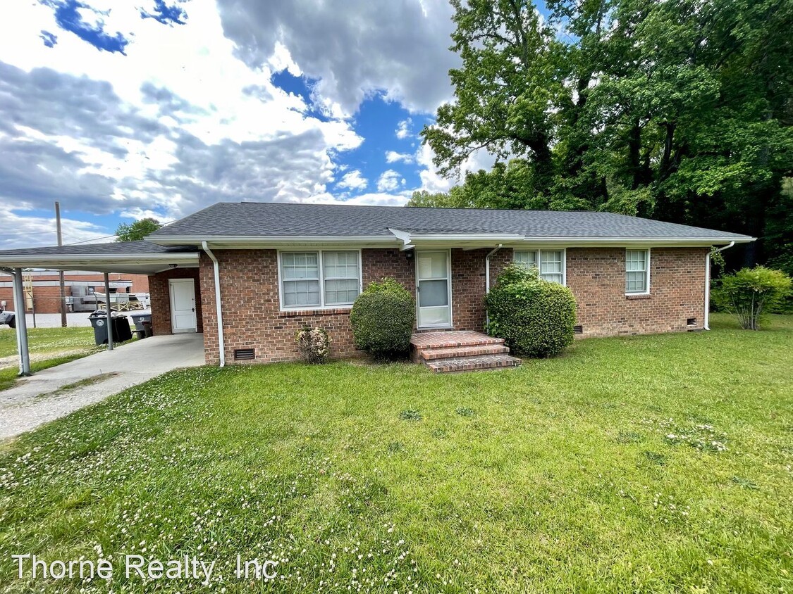 3 br, 2 bath House - 3920 Sunset Ave - House Rental in Rocky Mount, NC ...