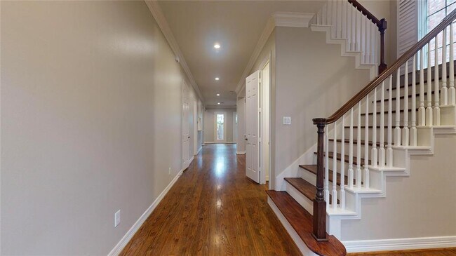 Building Photo - 7527 Woodvine Pl Ct