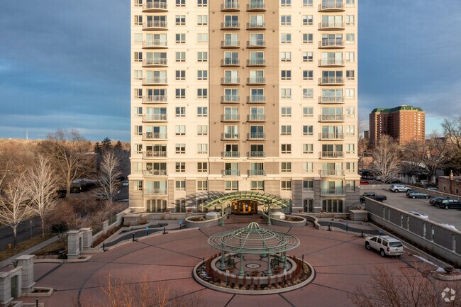 Foto del edificio - Four Hundred Third