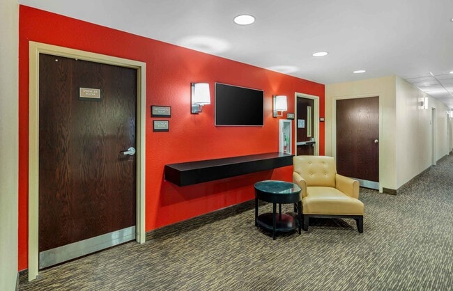 Foto del edificio - Furnished Studio-Chicago - O'Hare - North