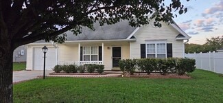 Building Photo - 3265 Trenchard Ln