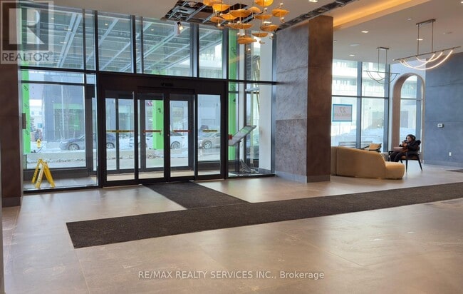 Building Photo - 27 Korda Gate