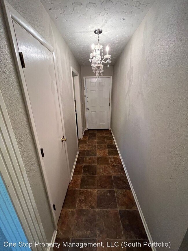 Foto del edificio - 3 br, 2 bath House - 3400 S. Emery St.