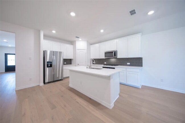 Foto del edificio - 1708 Blackbird Ln