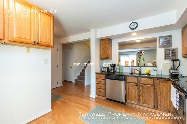 Building Photo - 105 Bowater Ct