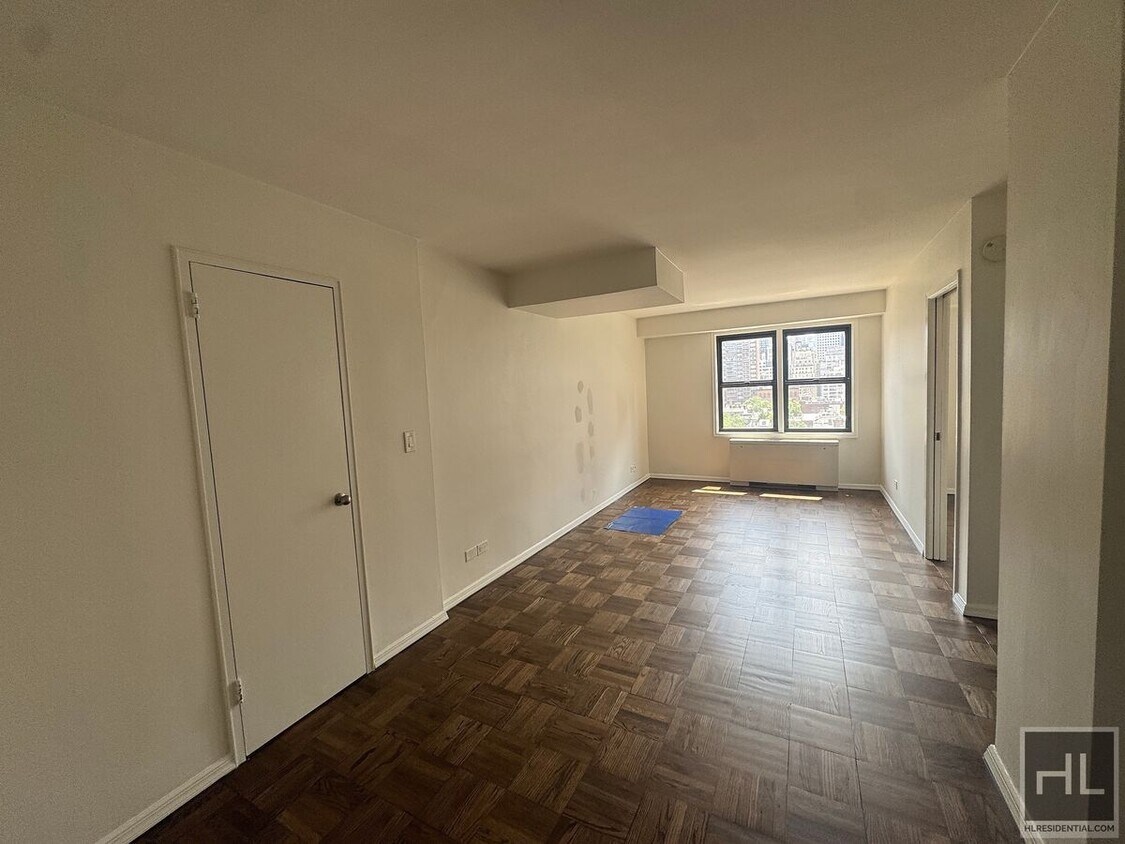 Foto principal - EAST 63 STREET