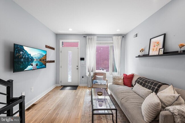 Building Photo - 2019 Abigail St